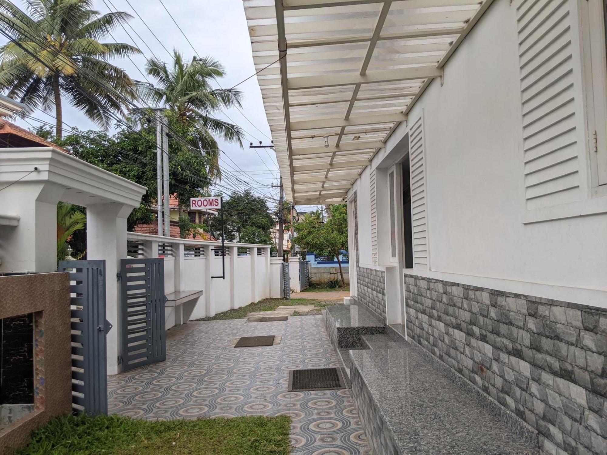 Green View Executive Stay'S Kochi Екстериор снимка